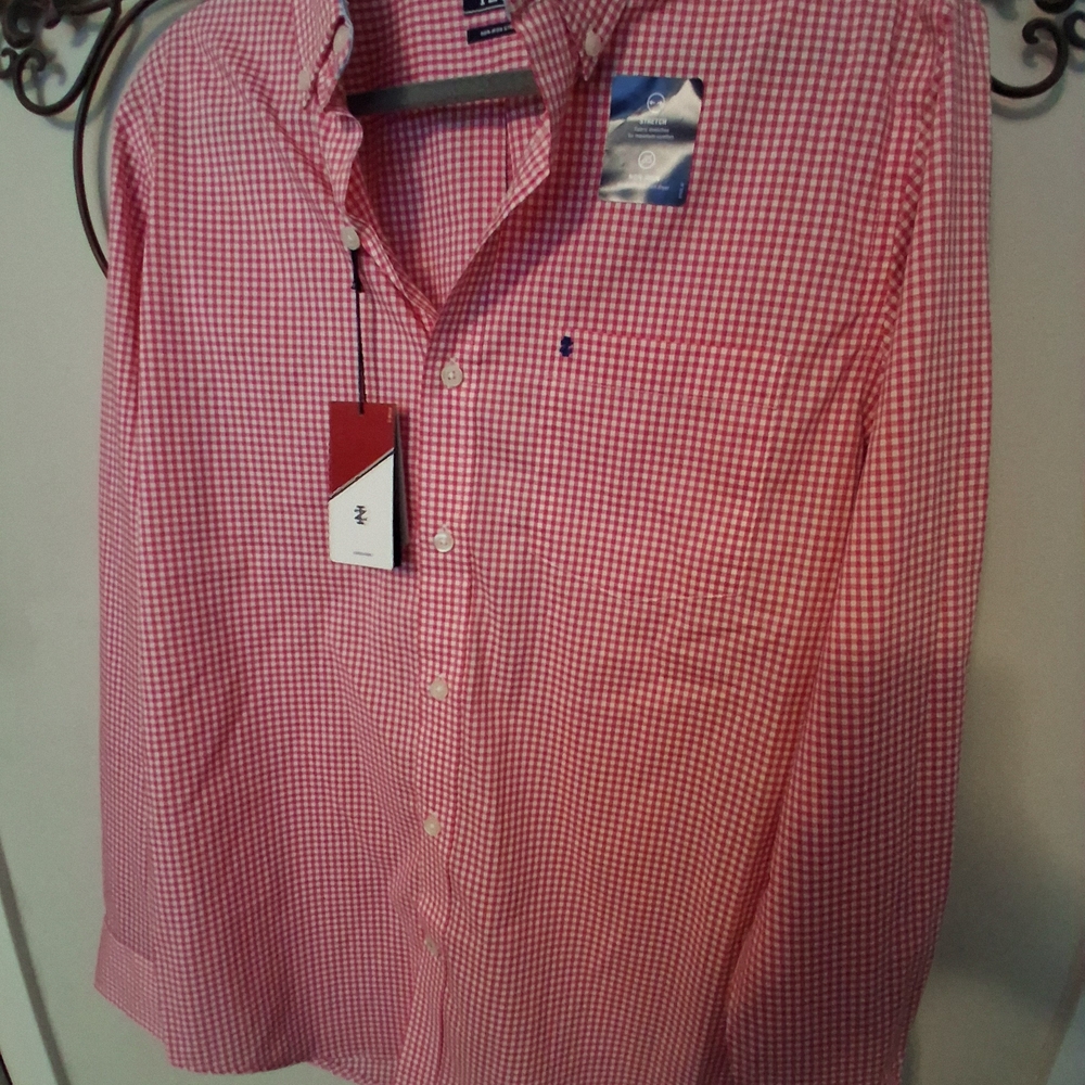 IZOD Men's Pink Advantage Gingham Shirt No Iron SMALL